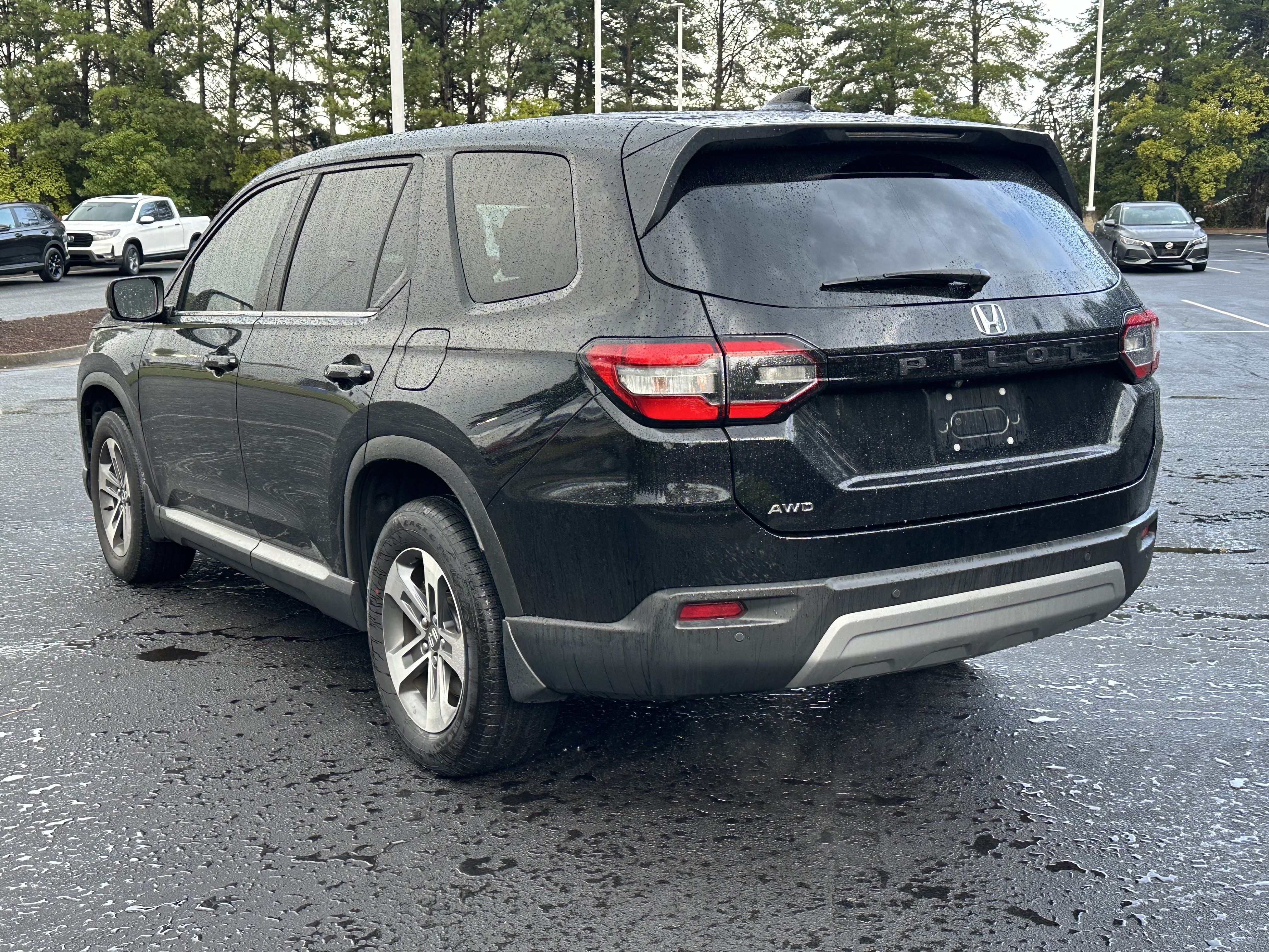 Used 2024 Honda Pilot EX-L image 10