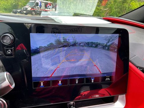 Used 2022 Chevrolet Corvette Stingray Preferred Cpe w/ Z51 Performance Package RWD image 13