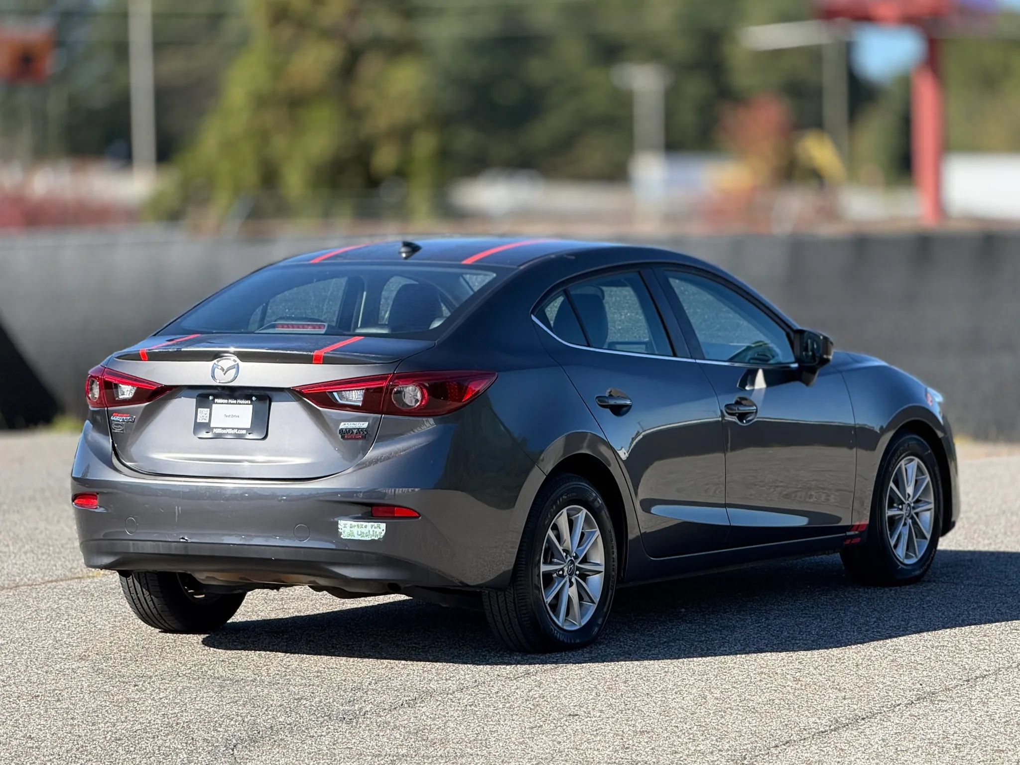 Used 2018 MAZDA MAZDA3 Grand Touring FWD image 9