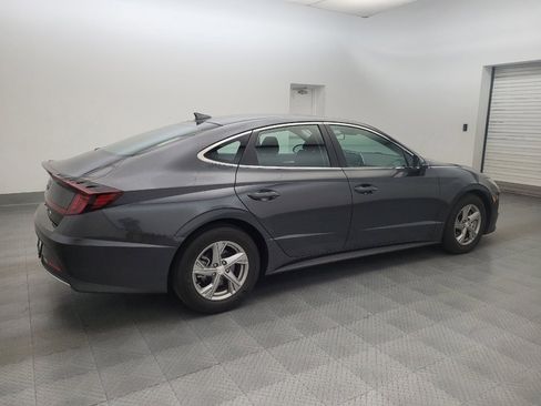 Used 2023 Hyundai Sonata SE FWD image 10