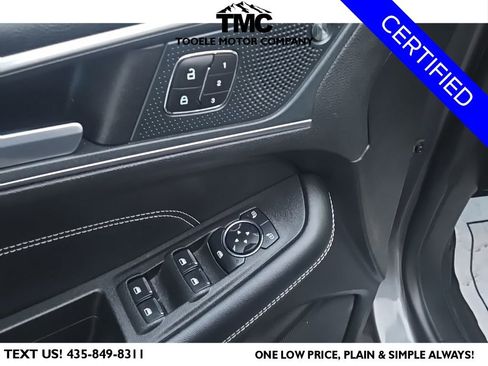 Used 2024 Ford Edge Titanium image 13
