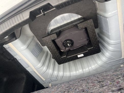 Used 2024 Chevrolet Malibu LT image 21