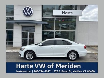 Used 2017 Volkswagen Passat 1.8T SE