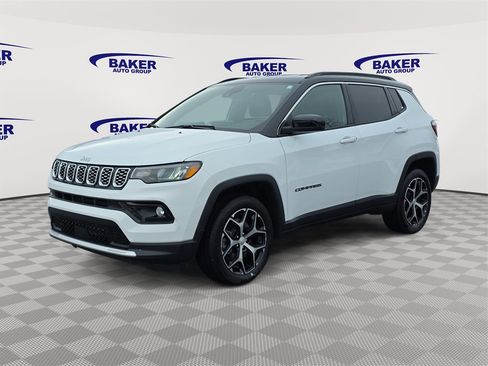 Used 2024 Jeep Compass Limited image 7