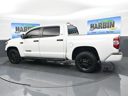 Used 2021 Toyota Tundra SR5 AWD/4WD image 3