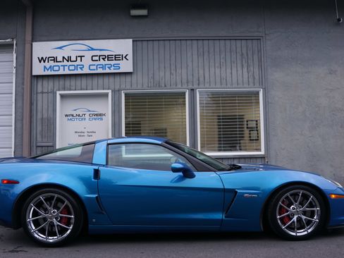 Used 2009 Chevrolet Corvette Z06 w/ Preferred Equipment Group image 28