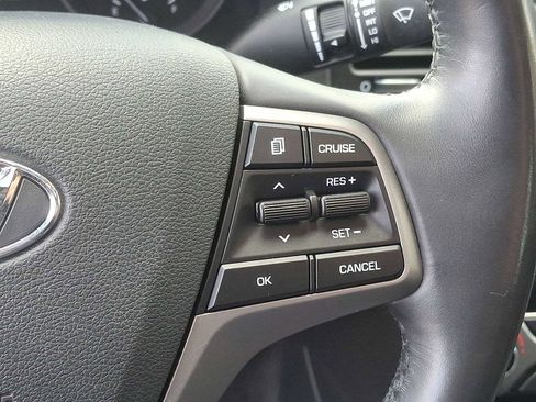 Used 2017 Hyundai Elantra Value Edition w/ Cargo Package image 18