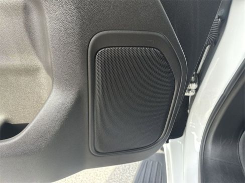 Used 2021 GMC Sierra 1500 SLT image 25