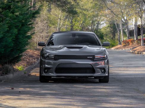 Used 2017 Dodge Charger R/T image 44