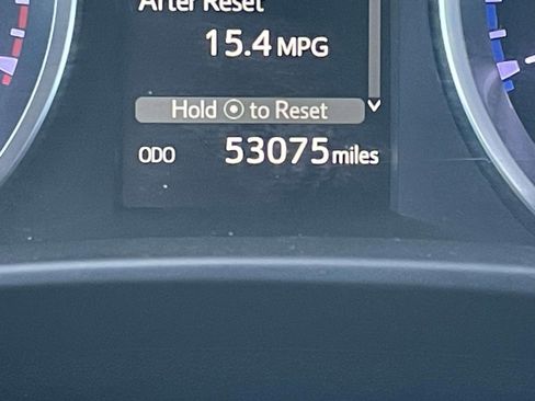 Used 2019 Toyota Highlander LE image 31