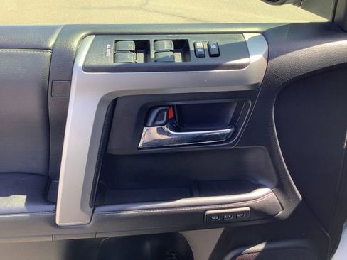 Used 2021 Toyota 4Runner Limited AWD/4WD image 10