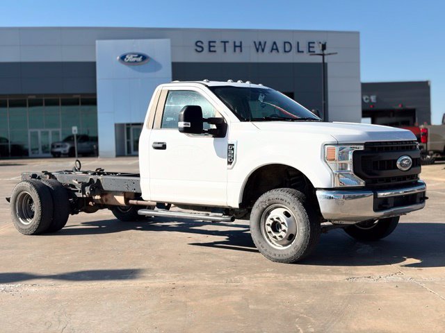 Used 2021 Ford F350 XL w/ Power Equipment Group AWD/4WD image 1
