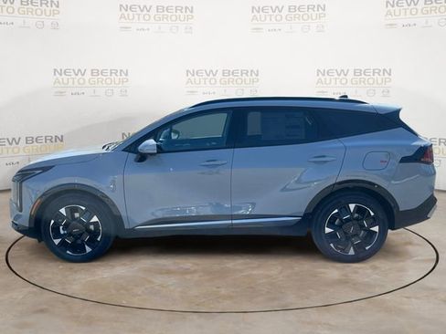 New 2026 Kia Sportage SX FWD image 2