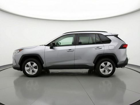 Used 2025 Toyota RAV4 LE image 5