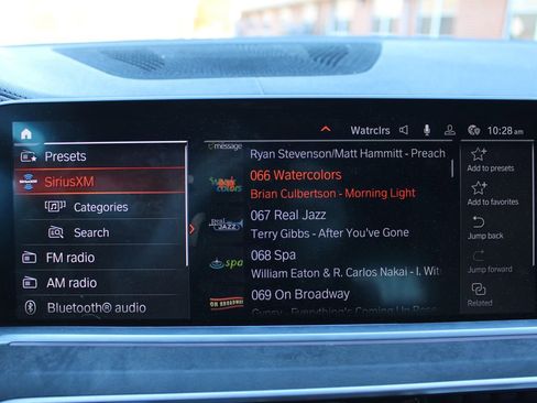 Used 2022 BMW X5 xDrive40i w/ Premium Package image 16