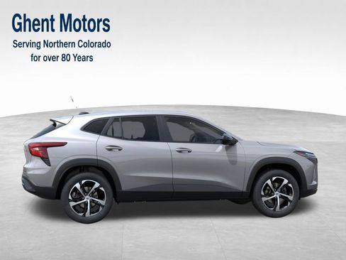 New 2026 Chevrolet Trax RS FWD image 5