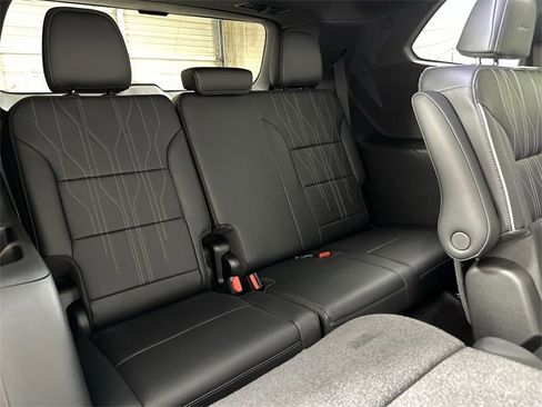 New 2026 Buick Enclave Avenir w/ Super Cruise Package image 28