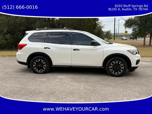 Used 2020 Nissan Pathfinder SL FWD image 4