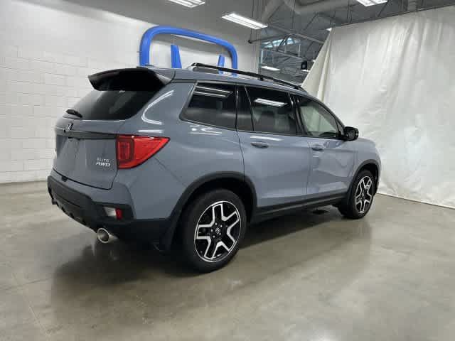 Used 2023 Honda Passport Elite image 4