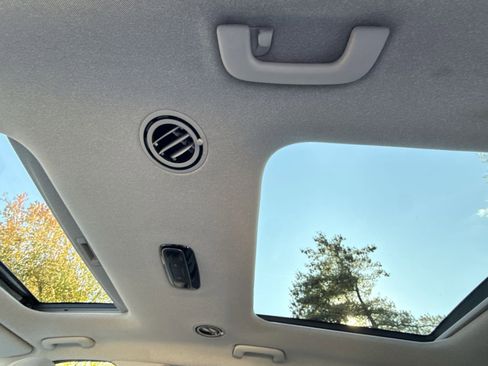 Used 2024 Hyundai Palisade Limited image 24