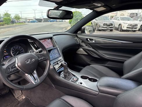 Used 2018 INFINITI Q60 3.0t Luxe w/ Sensory Package 3.0T Luxe AWD/4WD image 27