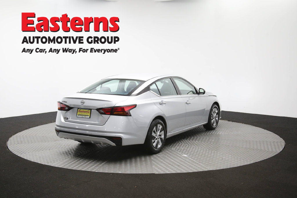 Used 2024 Nissan Altima 2.5 S FWD image 41