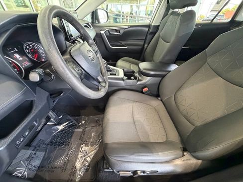 Certified 2021 Toyota RAV4 XLE AWD/4WD image 20