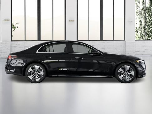 Used 2026 Mercedes-Benz E 350 Sedan image 6