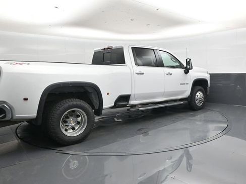 Used 2025 Chevrolet Silverado 3500 LTZ w/ LTZ Plus Package AWD/4WD image 4