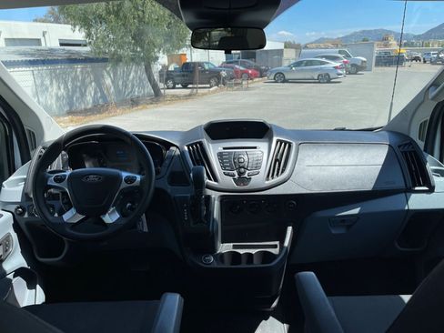 Used 2018 Ford Transit 350 XLT RWD image 14