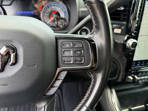Used 2022 RAM 3500 Limited AWD/4WD image 18
