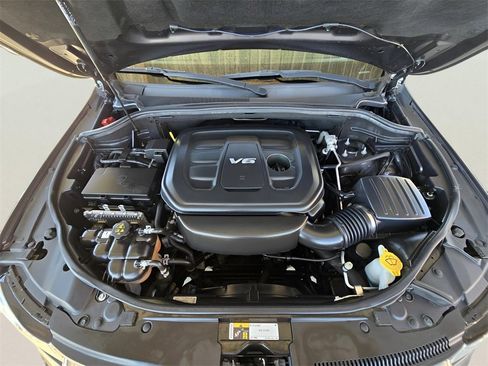 Used 2019 Jeep Grand Cherokee Limited image 30