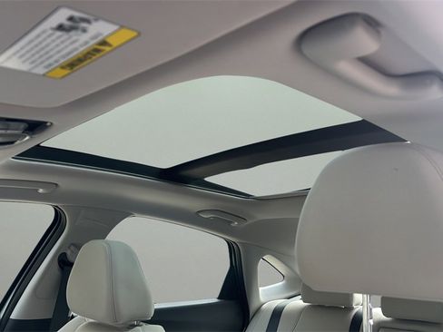 Certified 2025 Hyundai Sonata SEL image 17