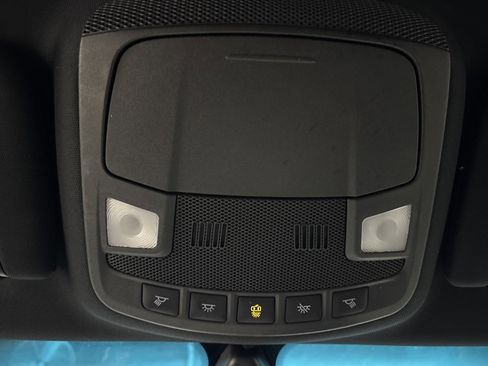 Used 2019 Lincoln MKZ Reserve image 18