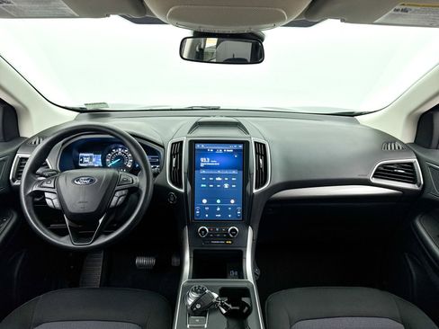 Used 2023 Ford Edge SE w/ Black Appearance Package image 17