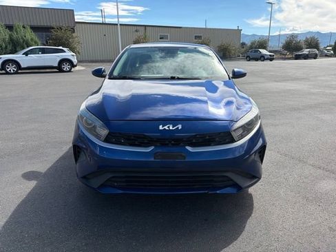 Used 2022 Kia Forte LXS FWD image 4
