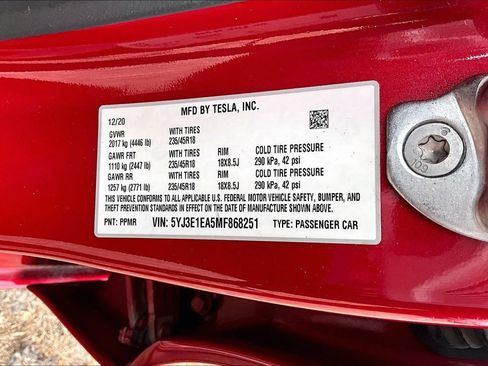 Used 2021 Tesla Model 3 Standard Range Plus RWD image 35