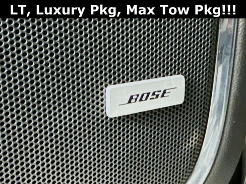 Used 2018 Chevrolet Suburban LT image 20