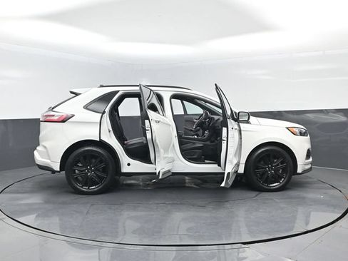 Certified 2024 Ford Edge ST-Line AWD/4WD image 26