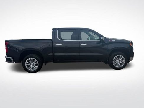 Used 2023 Chevrolet Silverado 1500 LTZ AWD/4WD image 6