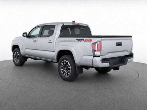 Used 2023 Toyota Tacoma TRD Sport w/ Technology Package AWD/4WD image 3