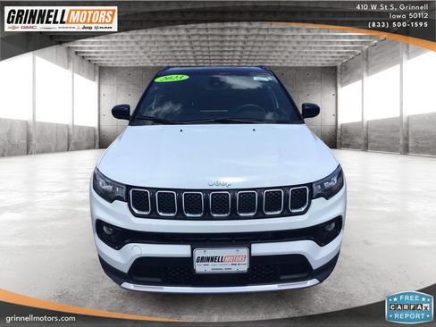 Used 2023 Jeep Compass Limited AWD/4WD image 2