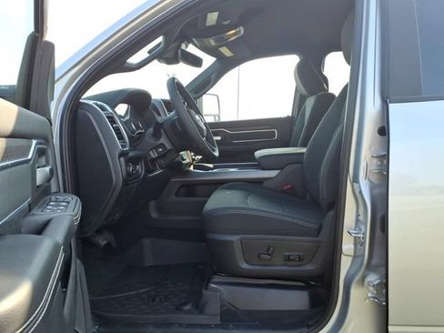 New 2026 RAM 3500 Big Horn AWD/4WD image 13