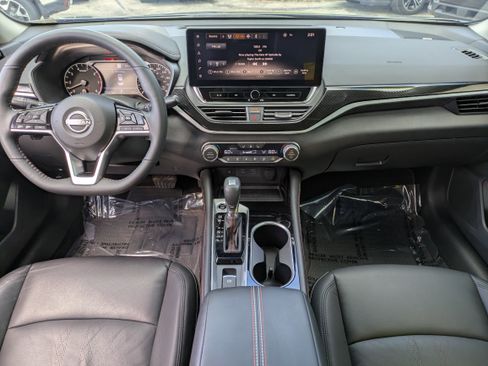 Used 2024 Nissan Altima 2.0 SR image 15