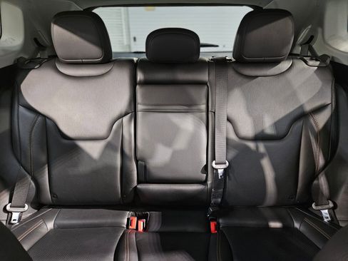 Used 2019 Jeep Compass Limited w/ Safety & Security Group image 13