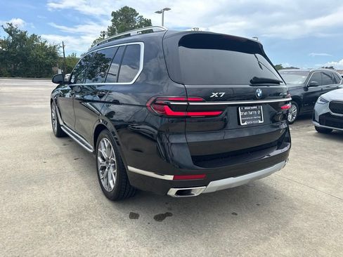 Used 2024 BMW X7 xDrive40i w/ Premium Package AWD/4WD image 3