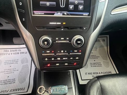 Used 2015 Lincoln MKC AWD image 18