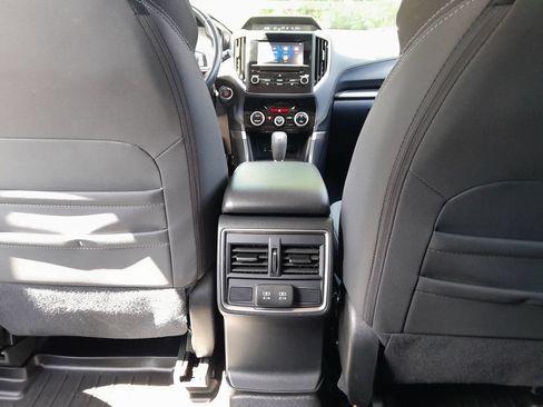 Used 2023 Subaru Forester Premium AWD/4WD image 30