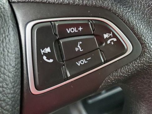 Used 2021 Ford EcoSport S image 28