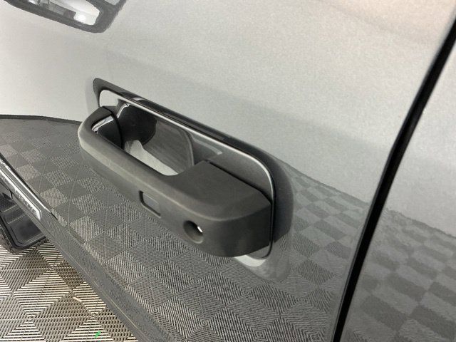 Used 2020 Ford F350 Platinum AWD/4WD image 15